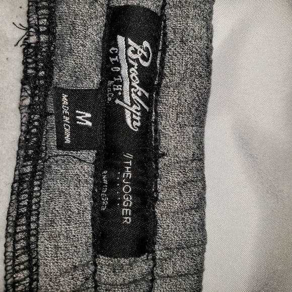 Brooklyn Cloth The Jogger Size Medium - Picture 3 of 4